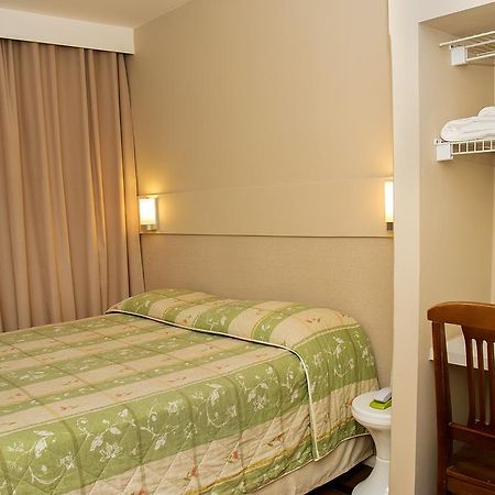 Hotel Lumini Curitiba Szoba fotó